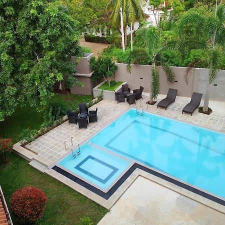 Hotel Malindu Yala Gate Tissamaharama Esterno foto